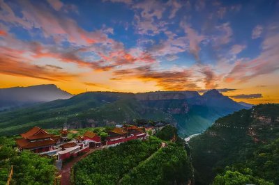 ​苍岩山在哪里(苍岩山海拔多少米)