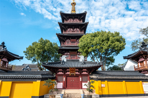 姑苏城外寒山寺在苏州哪里(苏州寒山寺值得去吗)