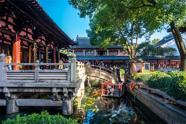 姑苏城外寒山寺在苏州哪里(苏州寒山寺值得去吗)