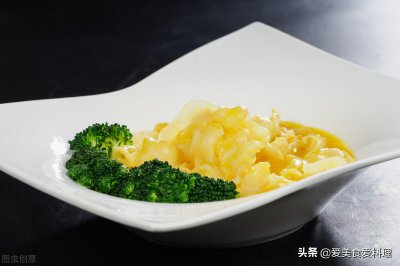 ​掉发严重吃什么好得最快最有效（掉发严重时，可吃10 种促进头发生长的食物）