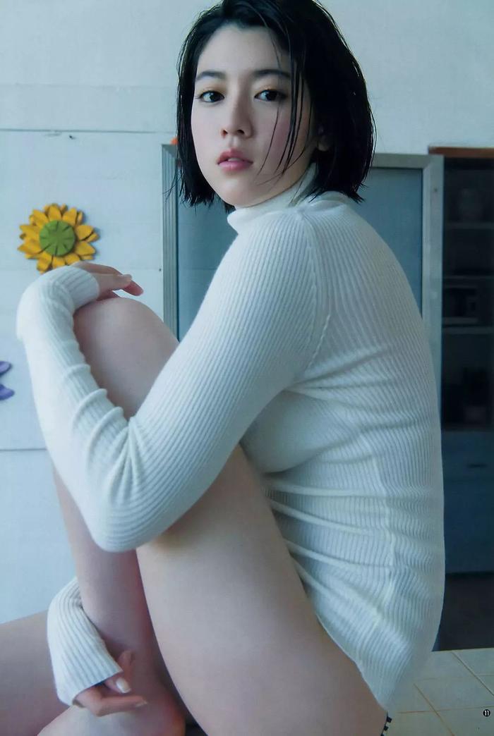 纯福利 | 岛国妹子三吉彩花「わたし」写真集。